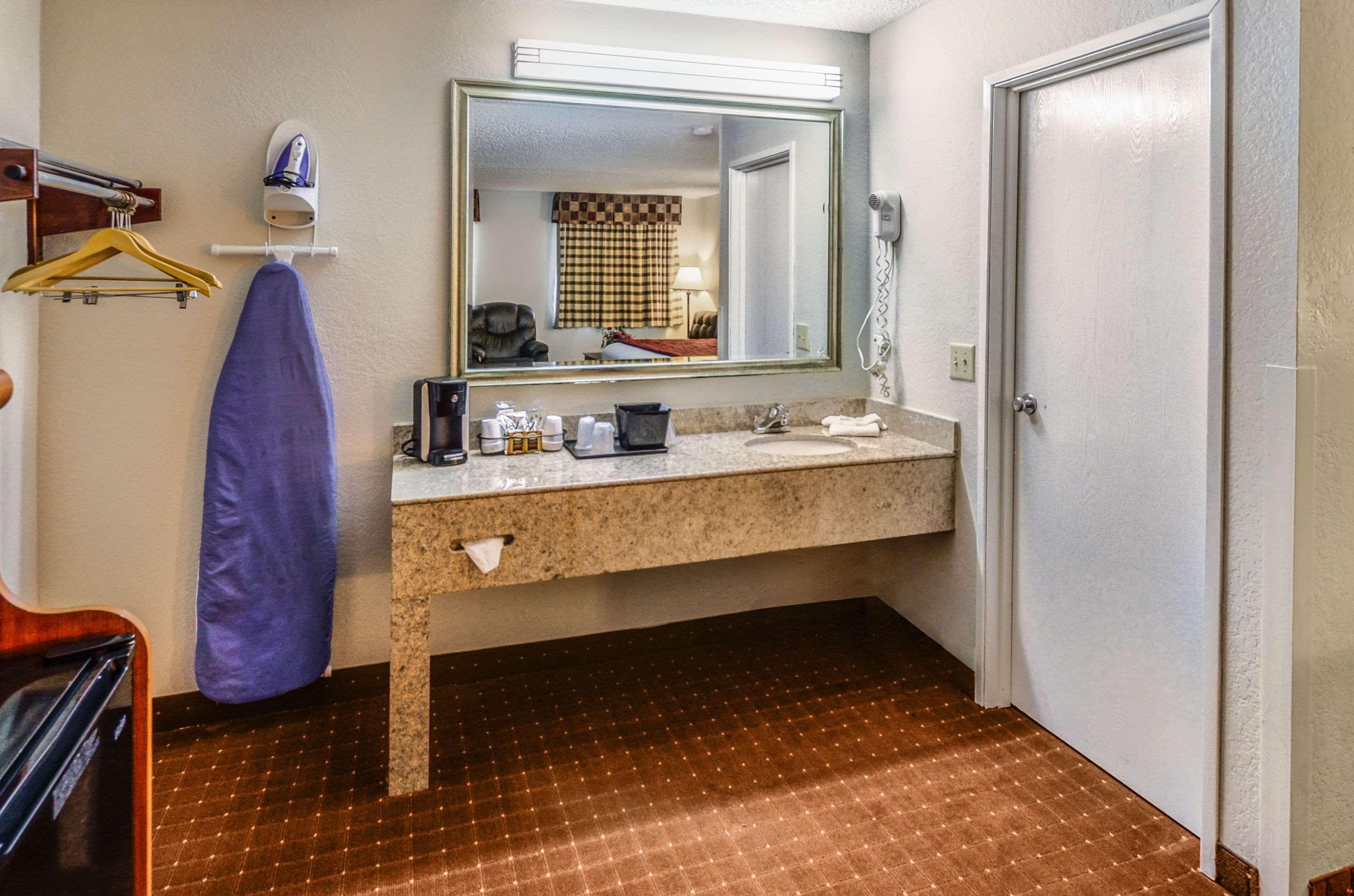 Rodeway Inn North Charleston - Ashley Phosphate מראה חיצוני תמונה